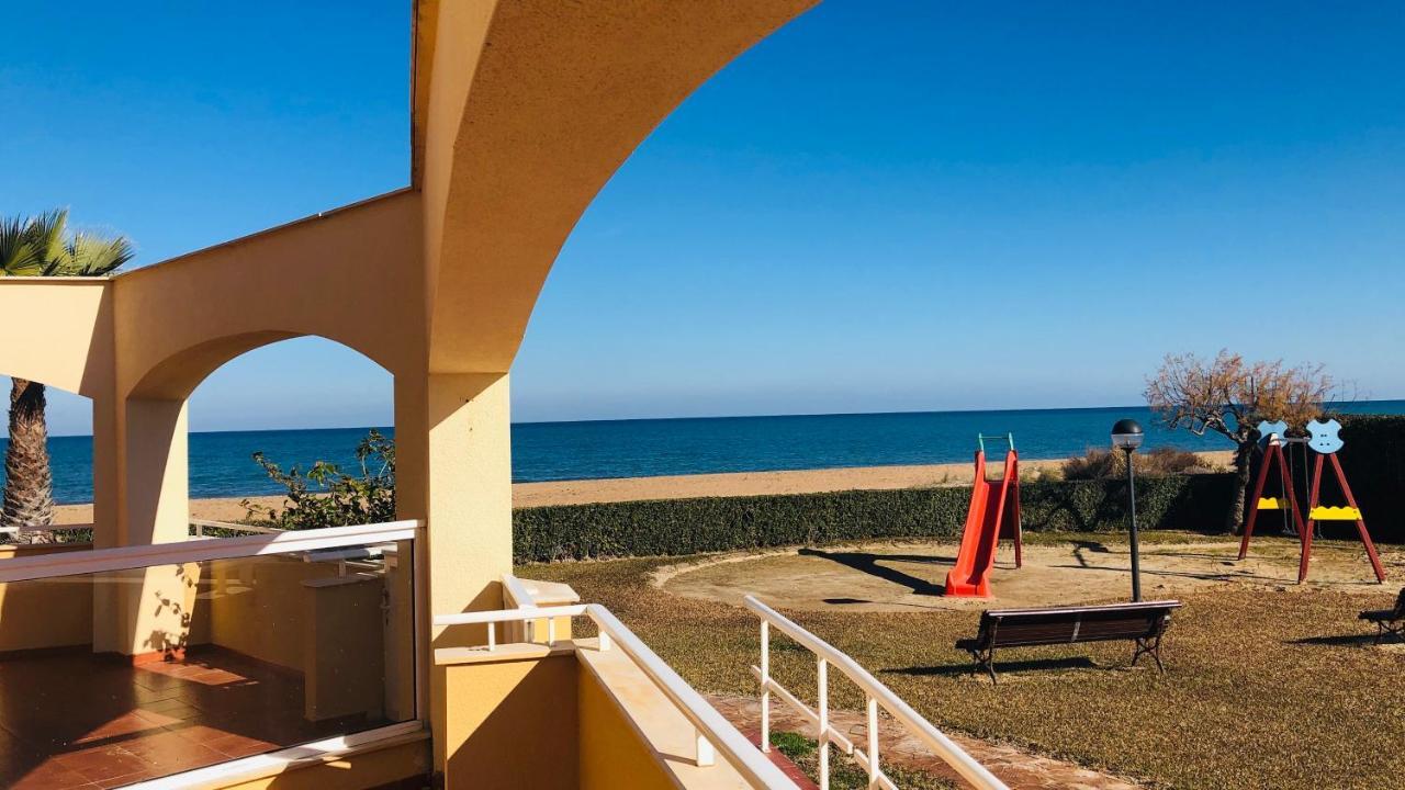 Apartamento Denia. Bajo En Primera Linea Esterno foto